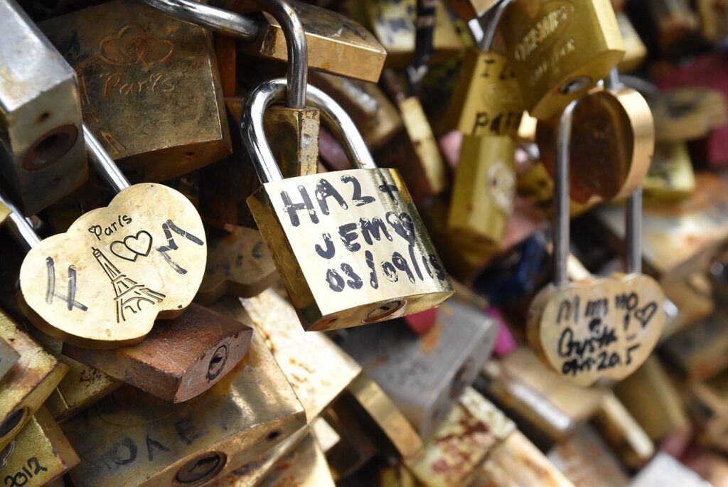 Must-Visit Romance Spots Beyond Love Locks